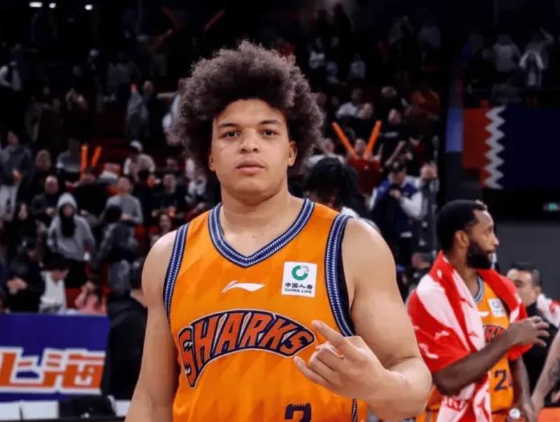 世界杯官网app下载官方最新版-上海113-104淘汰广东4好消息！内线统治力拉满，马典成小偰太好用